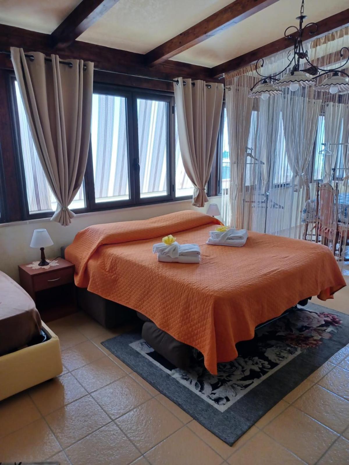 Terrazza Sabine Accomodation Тропея Экстерьер фото