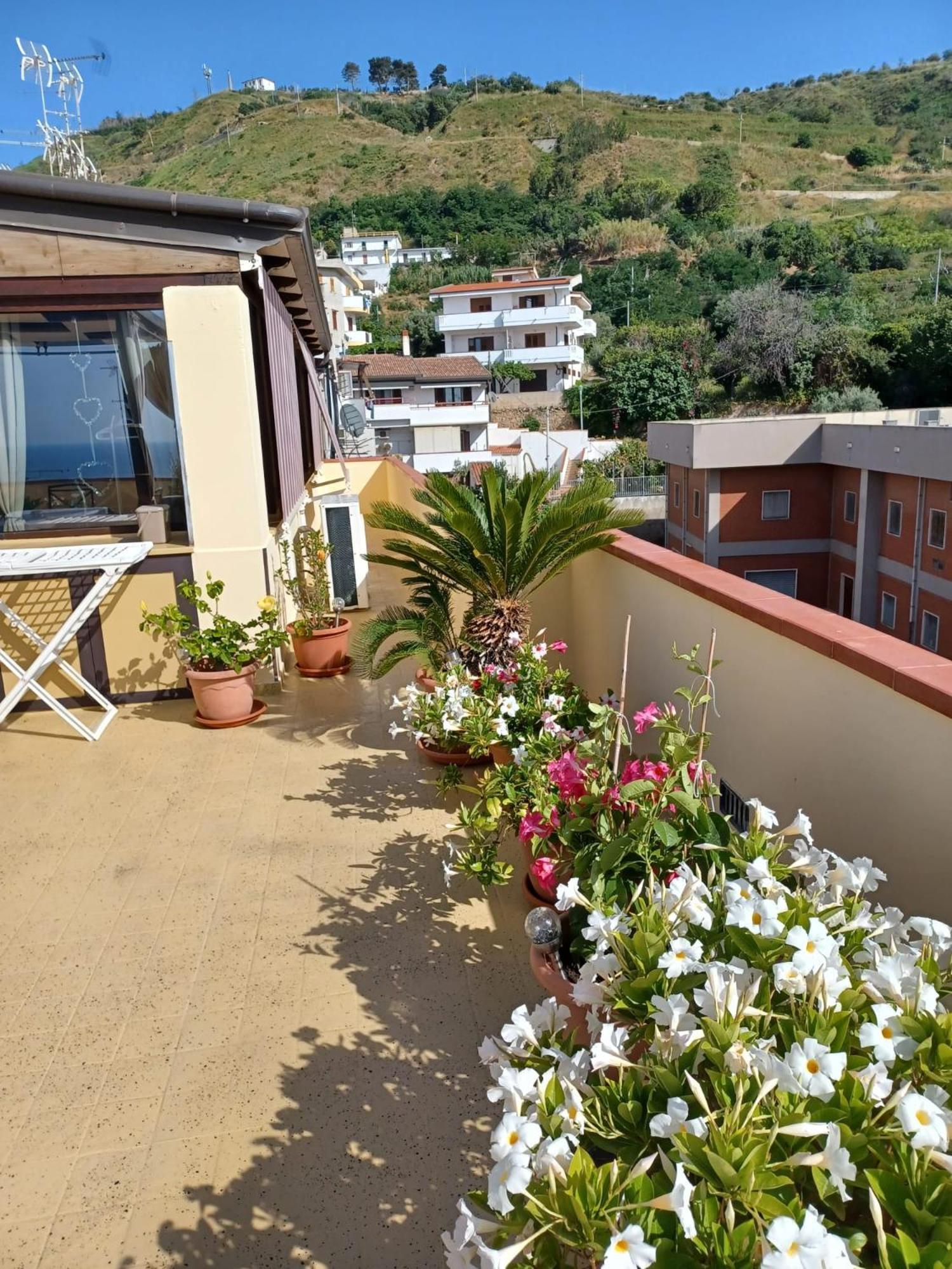 Terrazza Sabine Accomodation Тропея Экстерьер фото