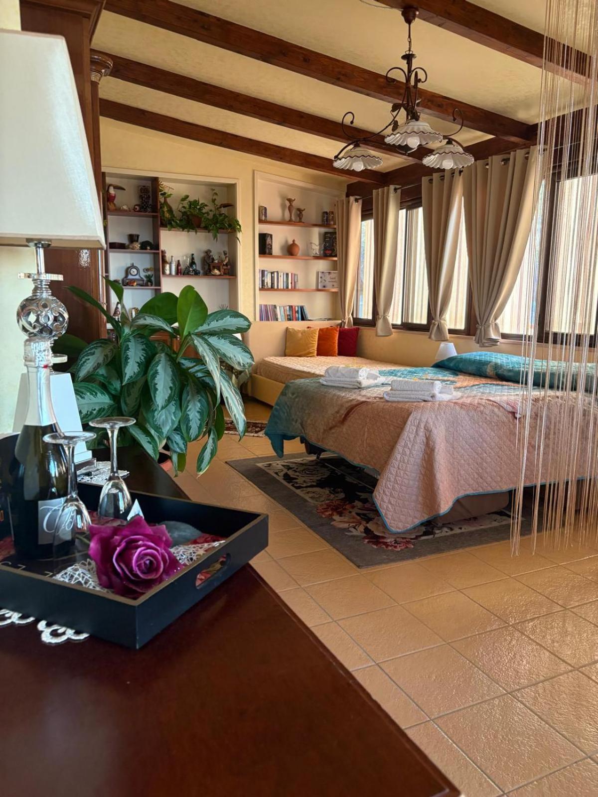 Terrazza Sabine Accomodation Тропея Экстерьер фото