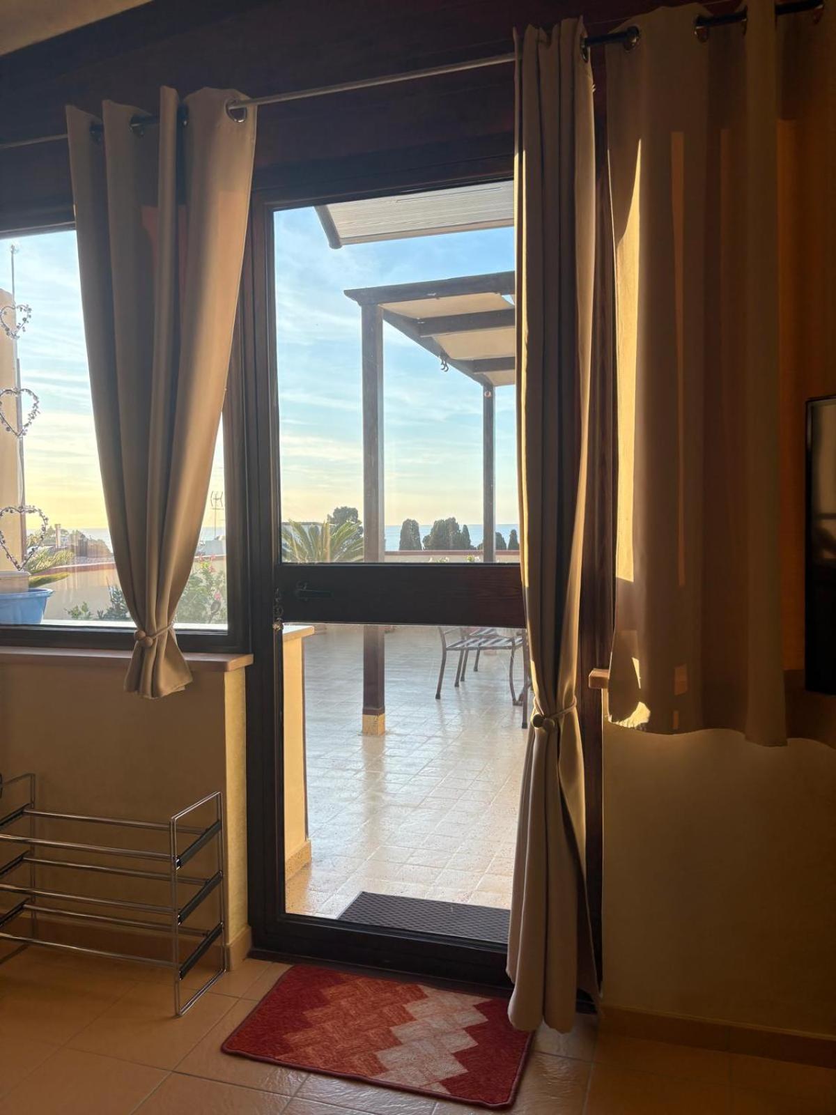 Terrazza Sabine Accomodation Тропея Экстерьер фото