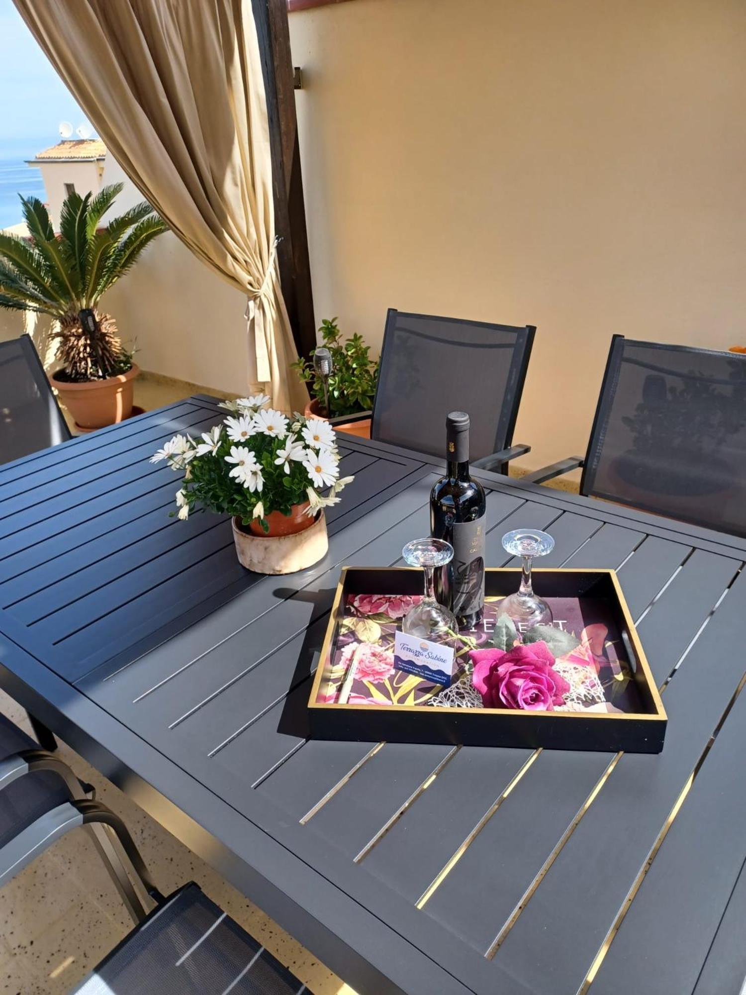 Terrazza Sabine Accomodation Тропея Экстерьер фото